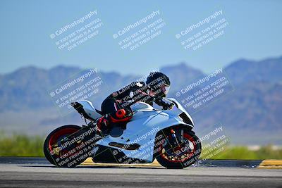 media/Mar-25-2024-Moto Forza (Mon) [[8d4319bd68]]/4-Novice Group/Session 2 (Turn 9 Side)/
